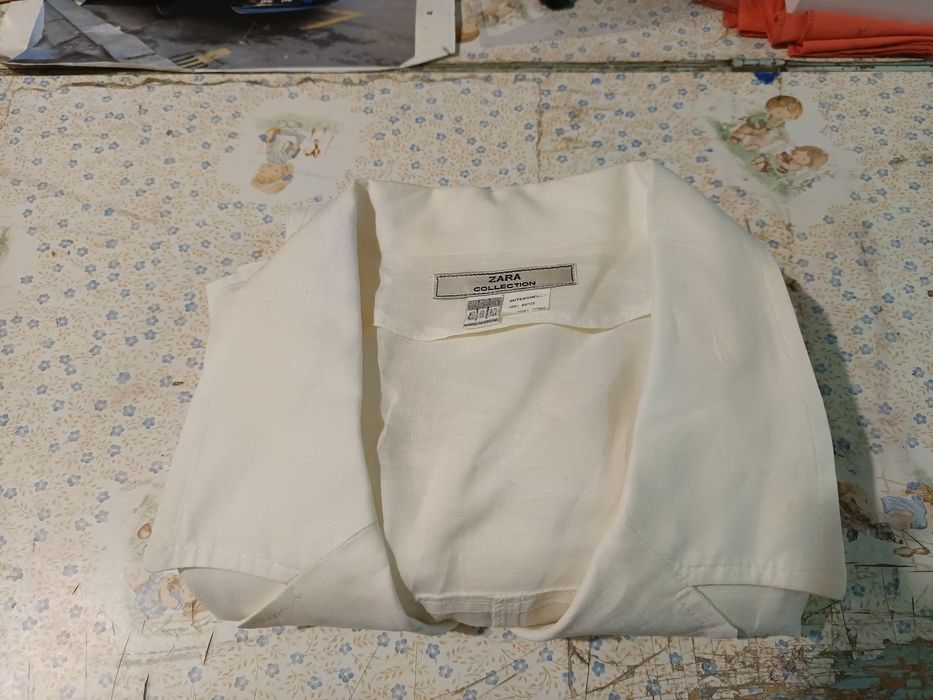 Vendo a roupa mulheres branca e bom estado