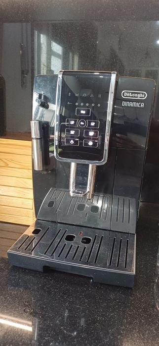 Maquina de  Café DeLonghi DINAMICA