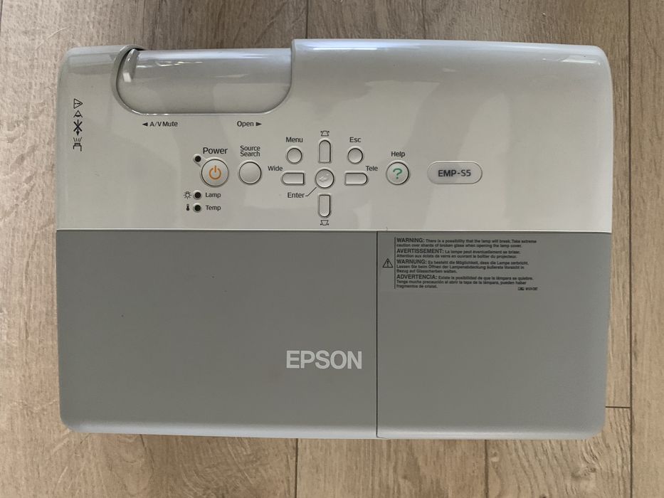 Projektor EPSON EMP-S5
