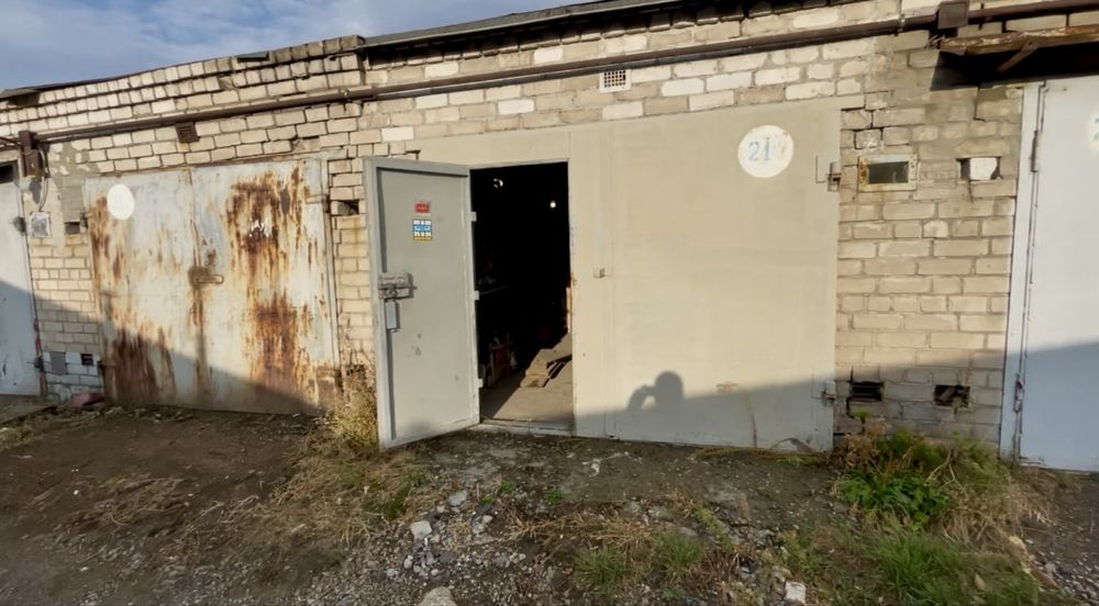 Гараж г/к Днепр Красный камень ул. Кондратюка, Комунар