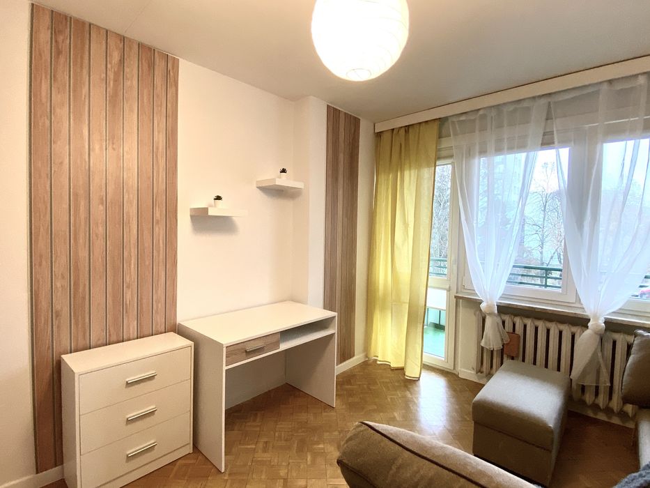Room for couple with balcony, next to metro
