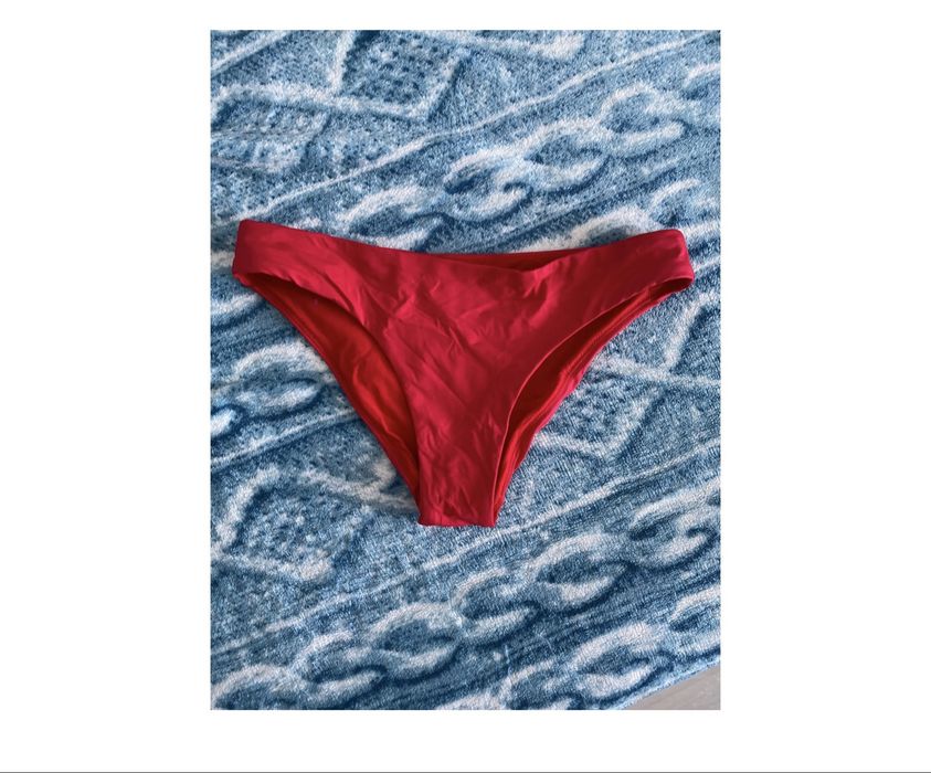 Nowy dół od bikini