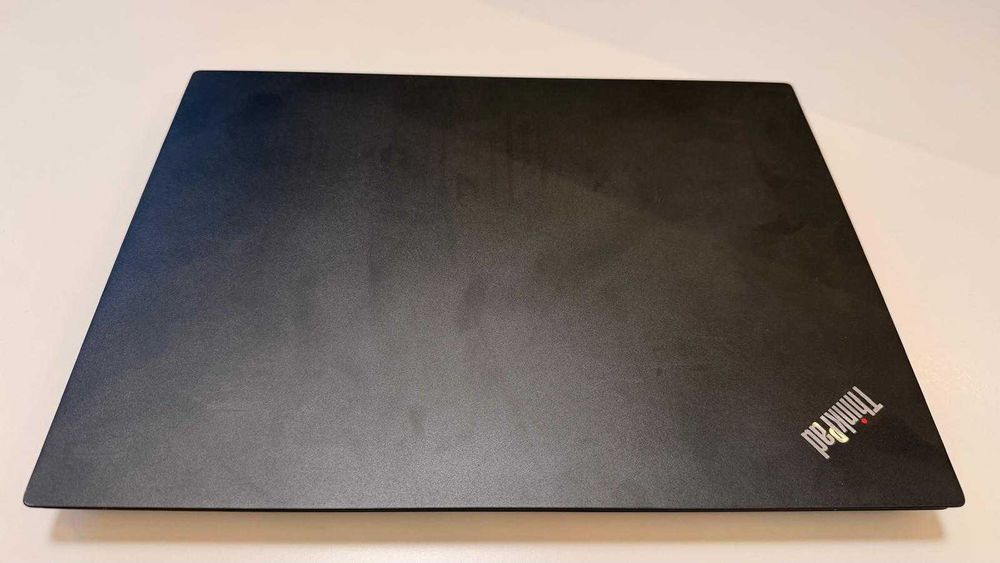 Lenovo ThinkPad E490 | i5 8ª Gen | 16GB RAM | SSD 256GB Nvme + 1TB HDD Sata | Windows 11 Pro | Excelente Maquina para Estudantes