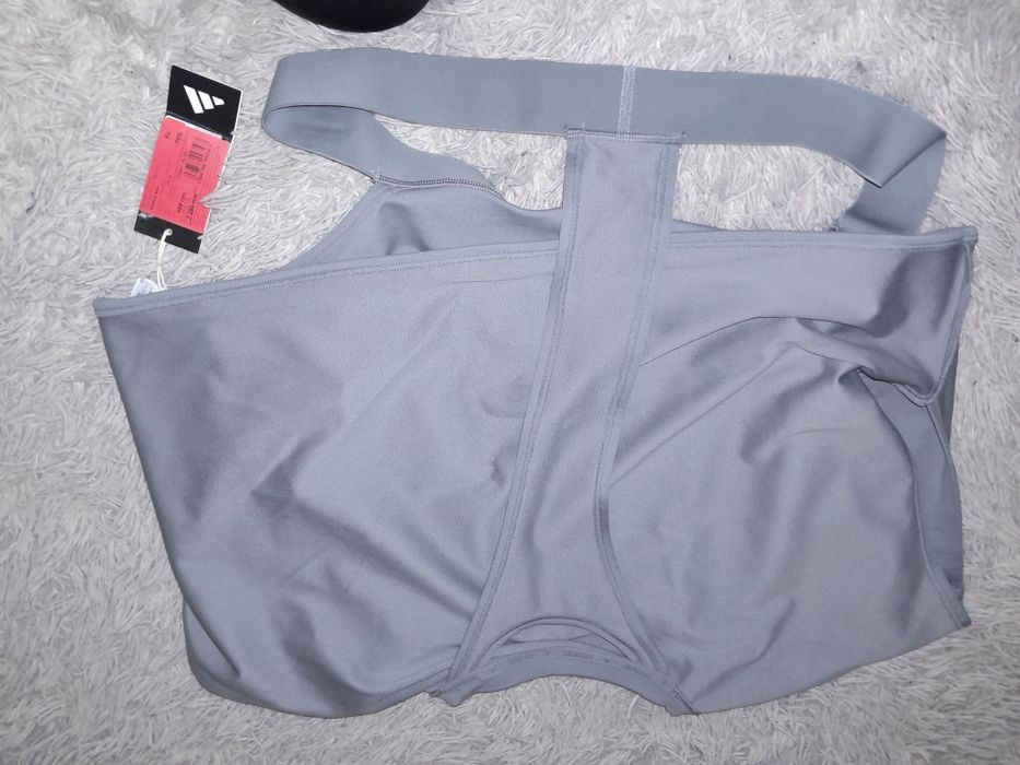 Новий кроп-топ  "Adidas" розмір XL