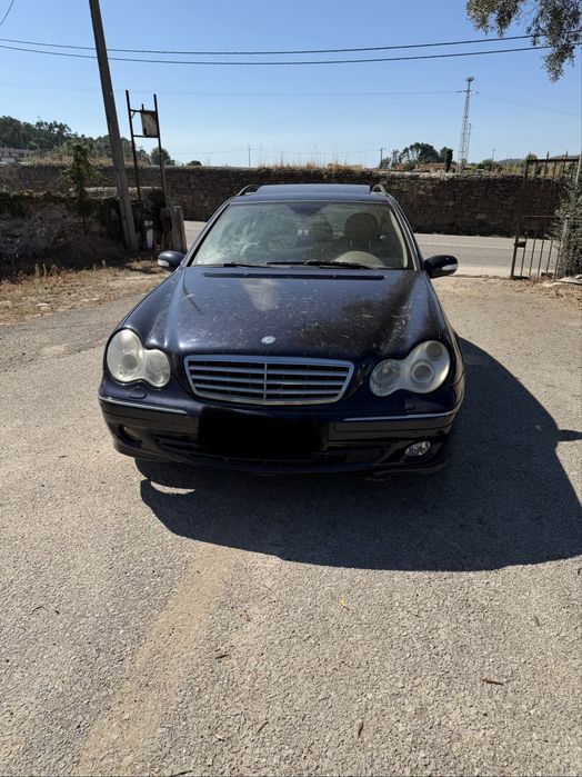 Mercedes C220 W203 - Para Peças