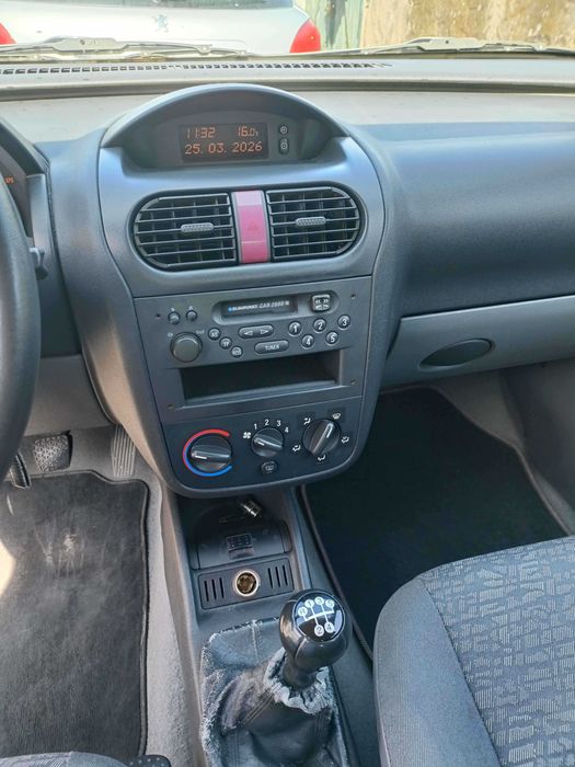 Opel Corsa C 1.0 - Bom estado