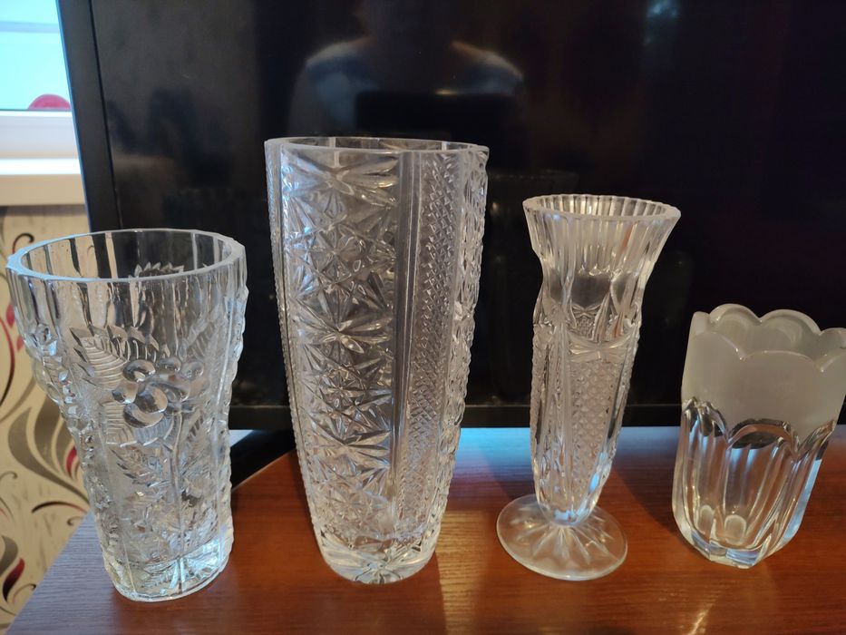 Хрустальні вази по 250грн за штуку