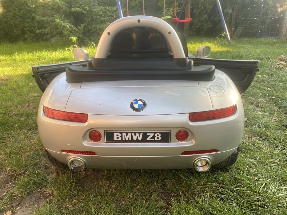 Samochod Bmw z8 na akumulator 12V