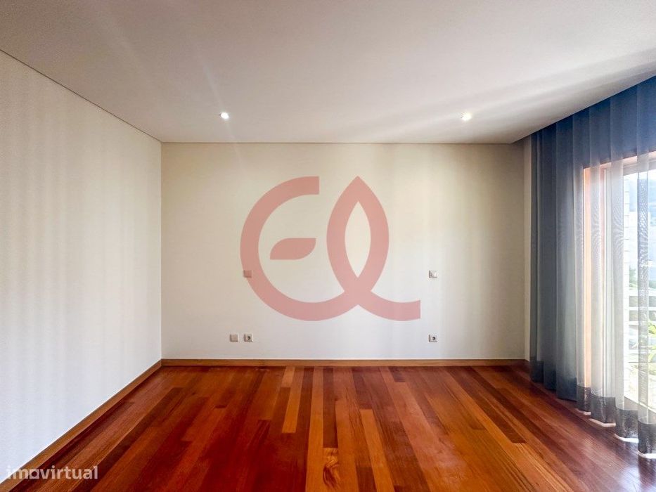 Apartamento T3 - Cova, Meadela