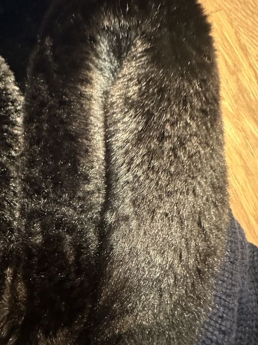 Casaco Malha com capuz de pêlo