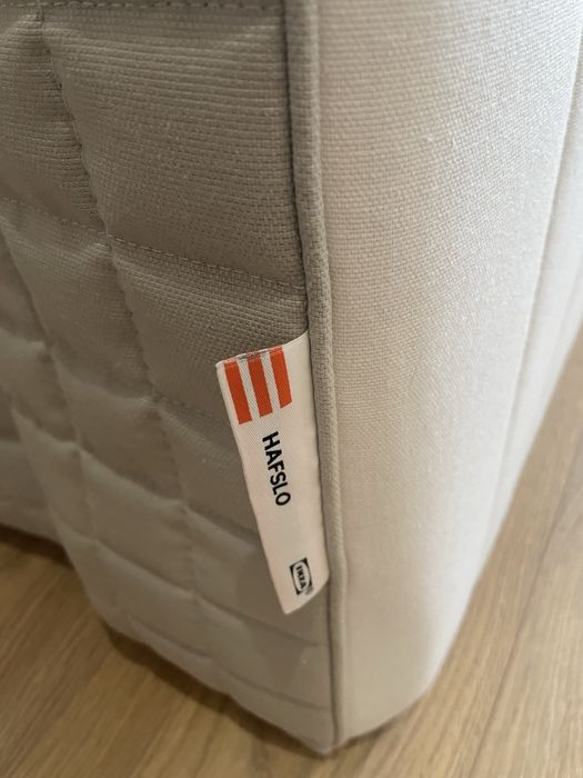 Colchão de solteiro  25€ cada