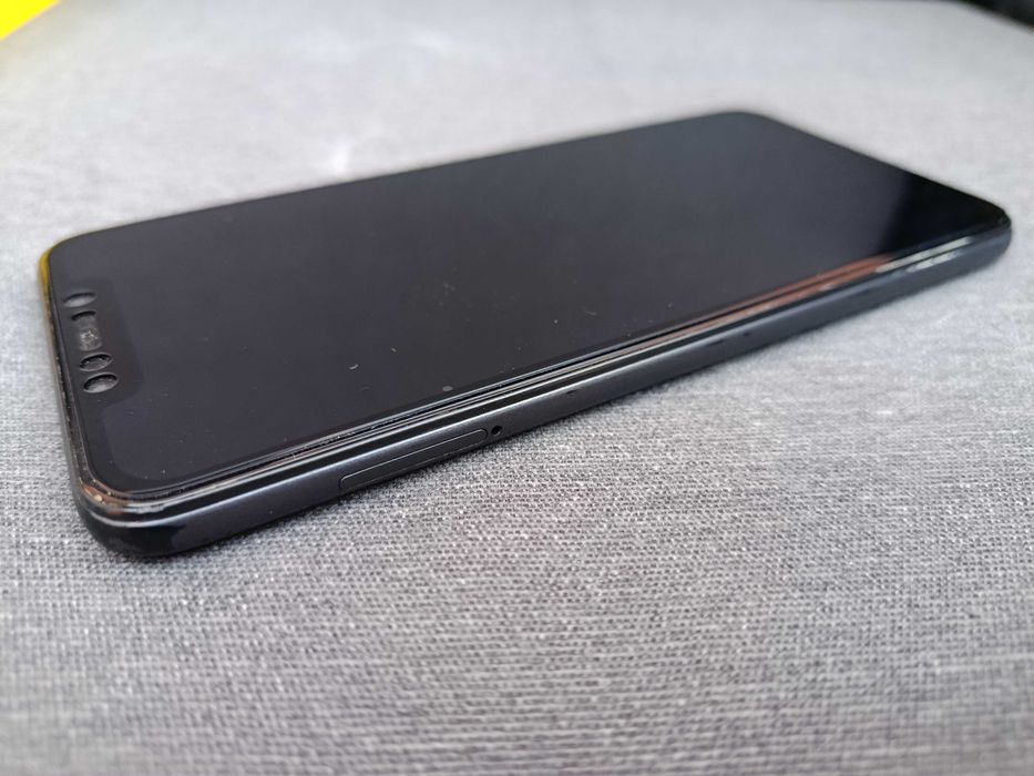 Smartphone Xiaomi Pocophone F1