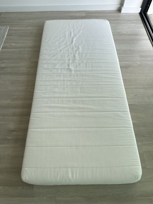 Colchão IKEA - 90x200cm