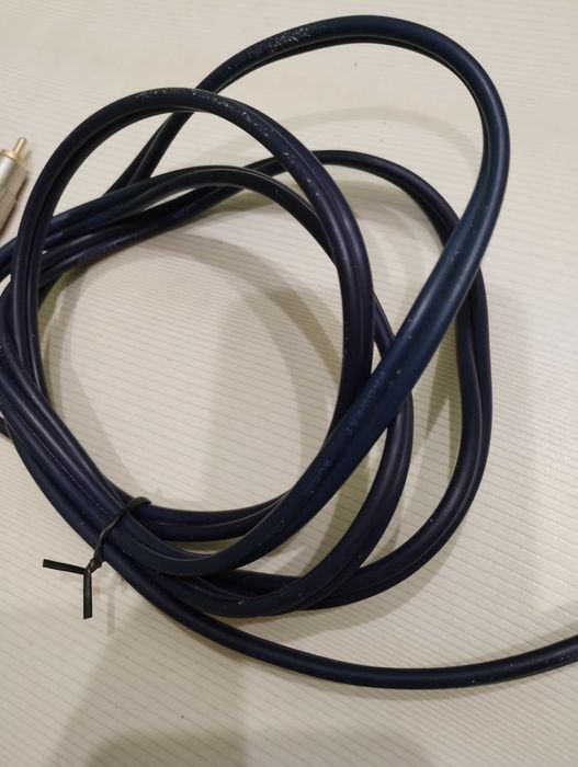 Кабель 2м качественный AUX АУХ 3,5 мм на 2 тюльпана (3.5 mm  - 2 RCA)