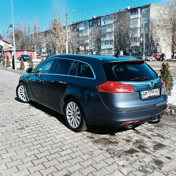 Opel insignia sport tourer