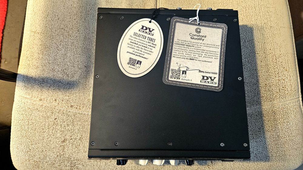 Amplificador Guitarra + Coluna. DV  Mark