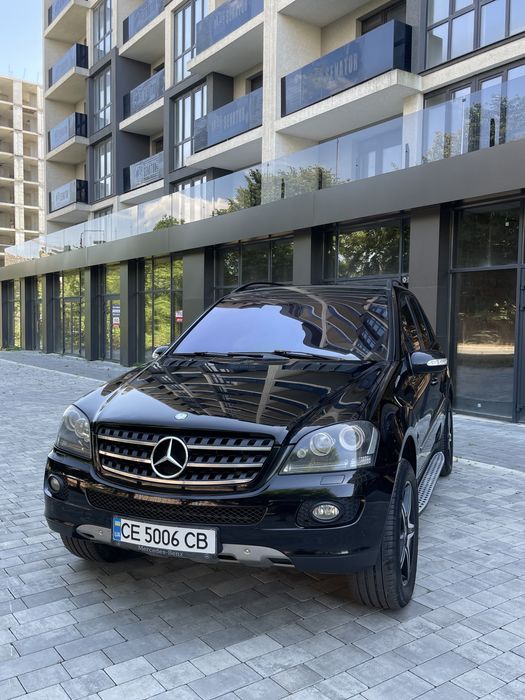 Mercedes-Bens ml 164