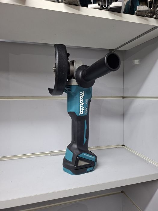 Makita DGA 506 безщітаова акумуляторна болгарка макіта оригінал