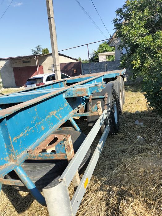 Прицеп под все виды контейнеров