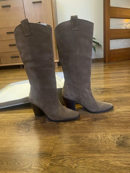 Kowbojki zamszowe brązowe rozm. 37 skóra naturalna