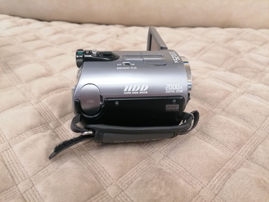 Відеокамерв Sony Handycam DCR-SR72