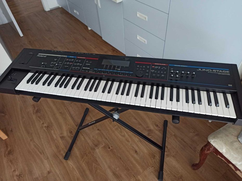 Синтезатор Roland JUNO-STAGE