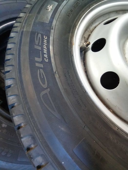 2 sztuki 225/75 R16 CP Michelin nowe
