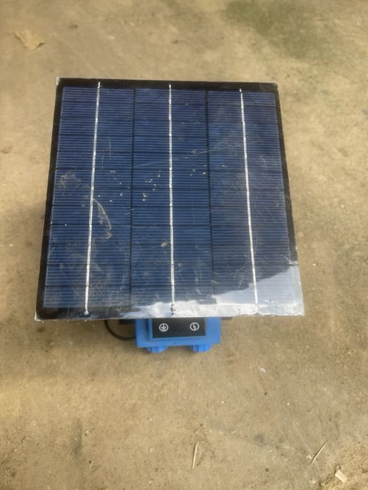 Generator napiecia elephant z panelem slonecznym