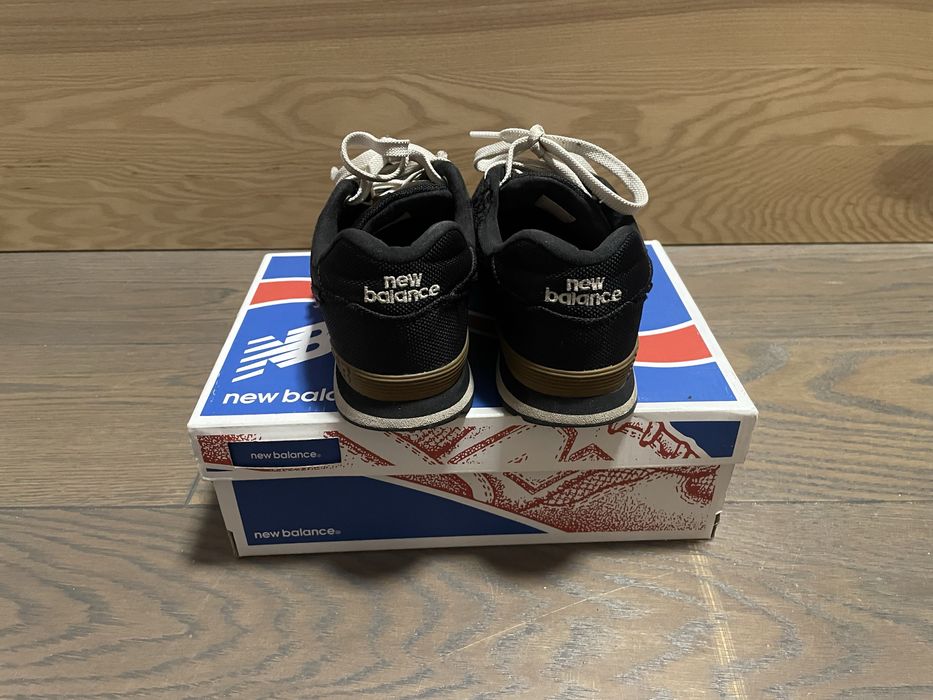 кросівки new balance 574 чорні (37р)