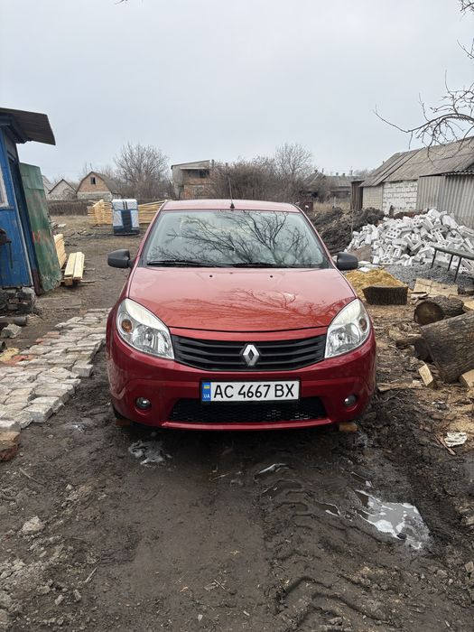 Рено Сандеро 1.4