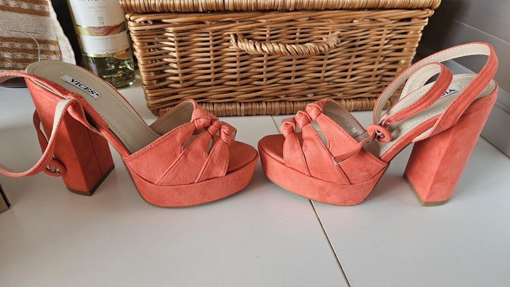 Buty Vices koturny 38