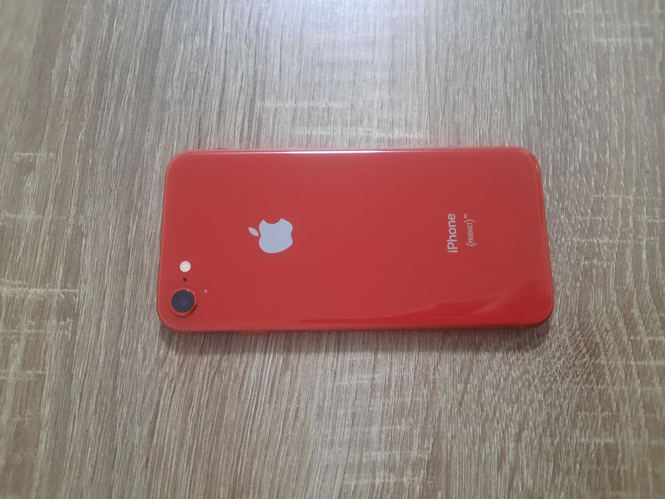 Продам Iphone 8/64