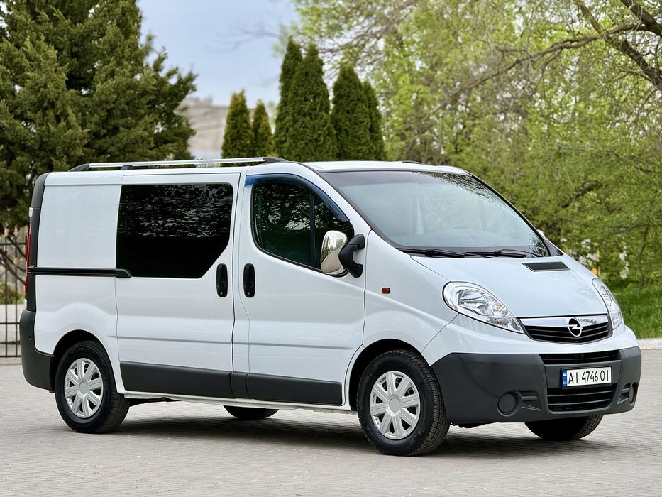 Opel Vivaro Пасажир!!! Ідеальний Стан 2.0 Двигун Авто Не ФАРБОВАНЕ!!! 1 Власник Рідний Пробіг 261 Тис.км