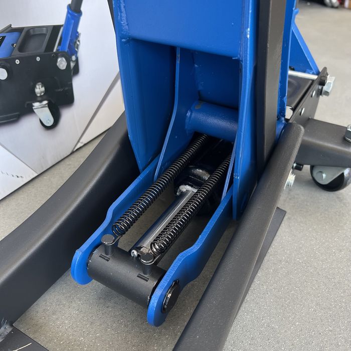 Scheppach Підкатний двопоршневий домкрат 3 Тони низька посадка