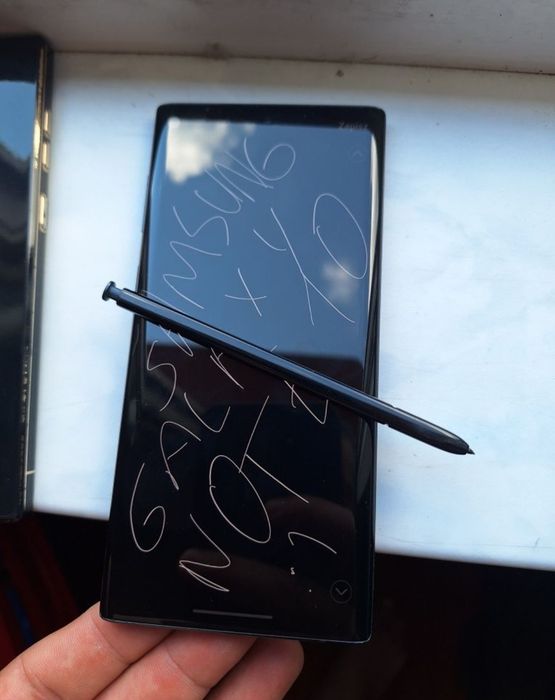 Samsung note 10 stan dobry 8/128gb w100%sprawny  pęknięty tył