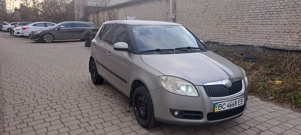 Skoda fabia 2    2008