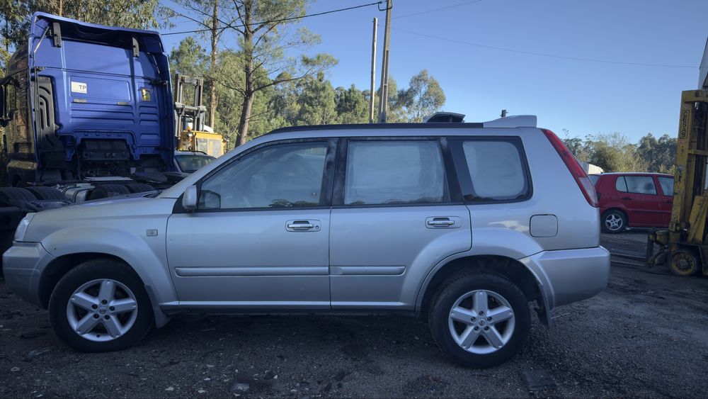 PARA PEÇAS NISSAN X-TRAIL 2.2 DCI ANO 2003