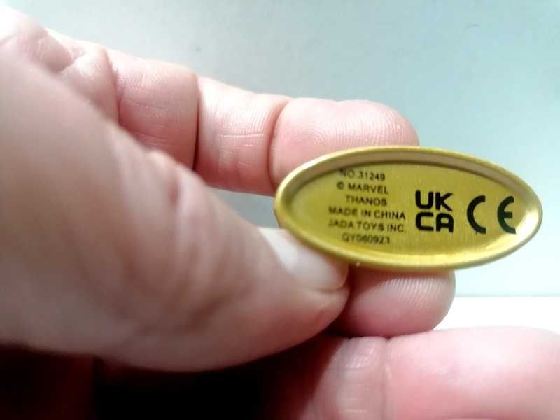 Nano figuras da Marvel metálicas