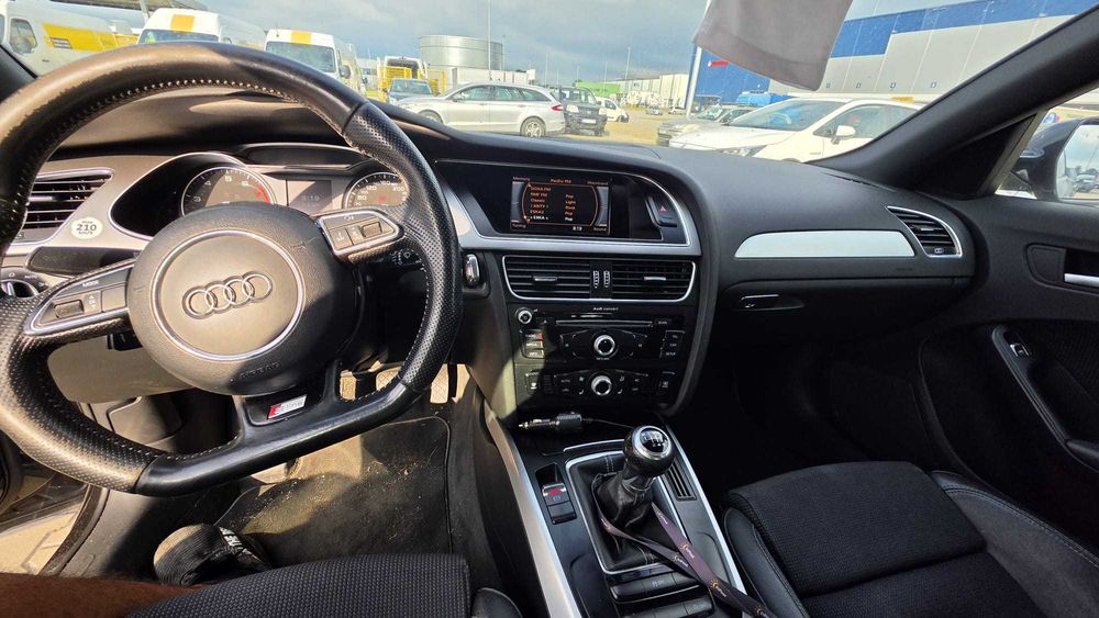 Audi A4 B8 Lift TFSI 170KM  S-line Pól skóra 2012 Prywatnie