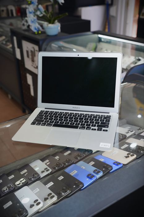 MacBook Air 13 2012 i5/4/128