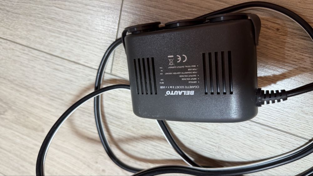 Розгалужувач у прикурювач (RP12) 3 в 1 з дротом + USB