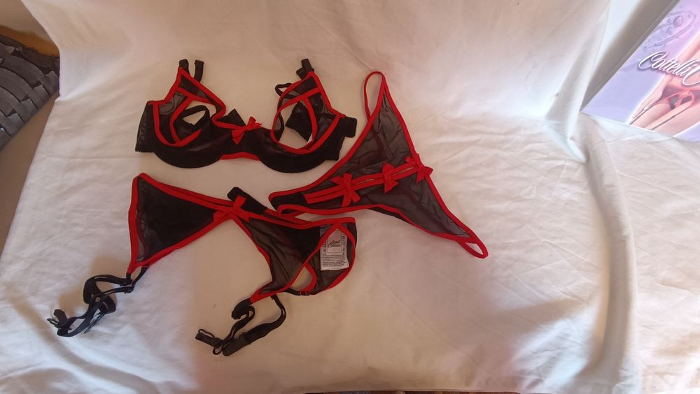 Conjunto Lingerie. Soutien, Tanga e Ligeiro. Tam. 75B/S