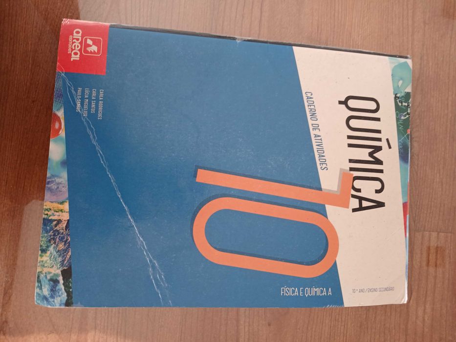 Caderno de Atividades Química 10 - Areal Editores