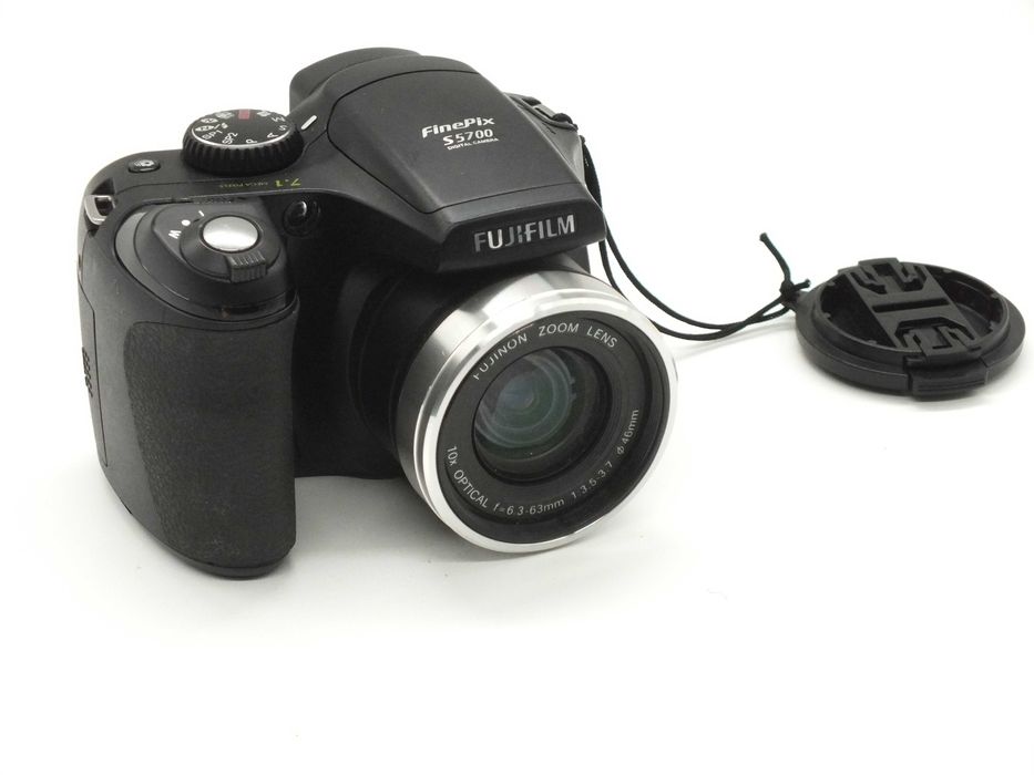Aparat Fujifilm S5700