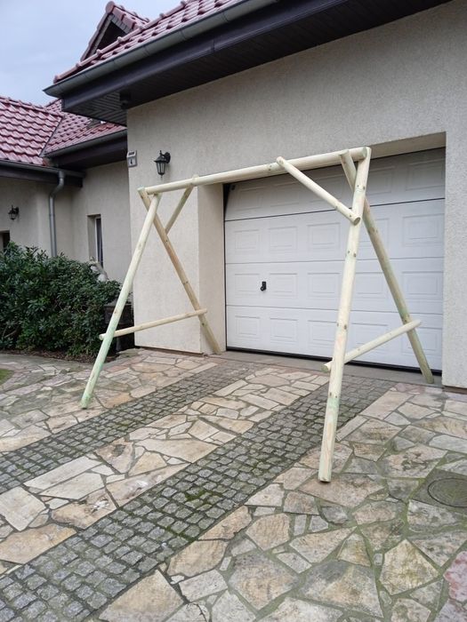 Huśtawka ogrodowa,stelaż drewniany