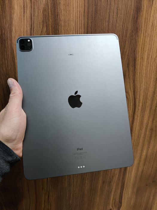 iPad pro 12.9  256. 5 поколения