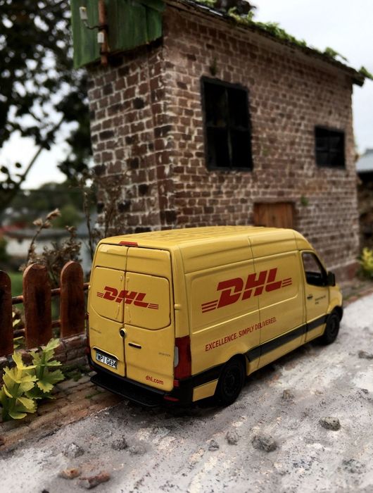 Mercedes BENZ Sprinter DHL-model,auta,kolekcja,kurier