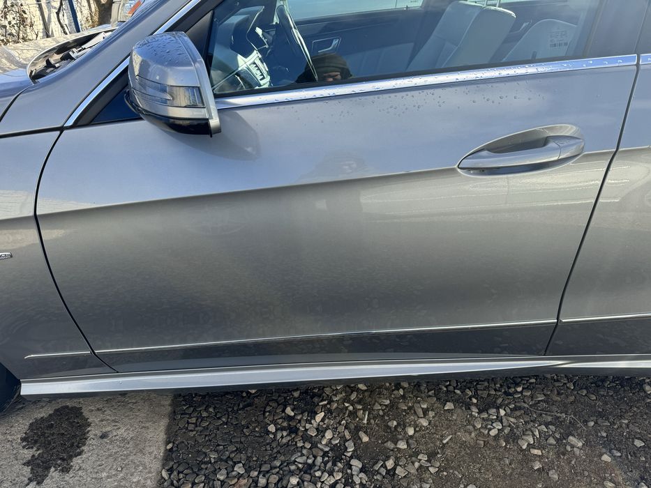 Двері праві і ліві зад і перед Mercedes W212 E-klass 792