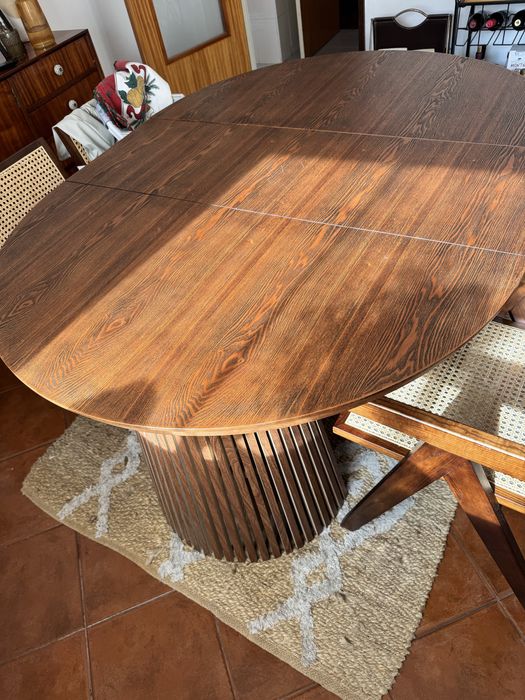 Mesa Oval Extensível Nogueira c/ Garantia