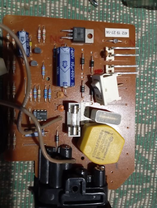 Запчастини для швейної машини Hysgvarna optima 610